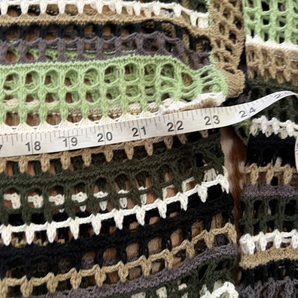 Crochet MultiColor Cropped Sweater - Picture 6 of 7